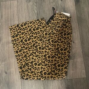 Leopard Print Women’s Pants!